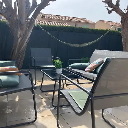 Mazet Cosy Climatisé Terrasse Privée Et Piscine